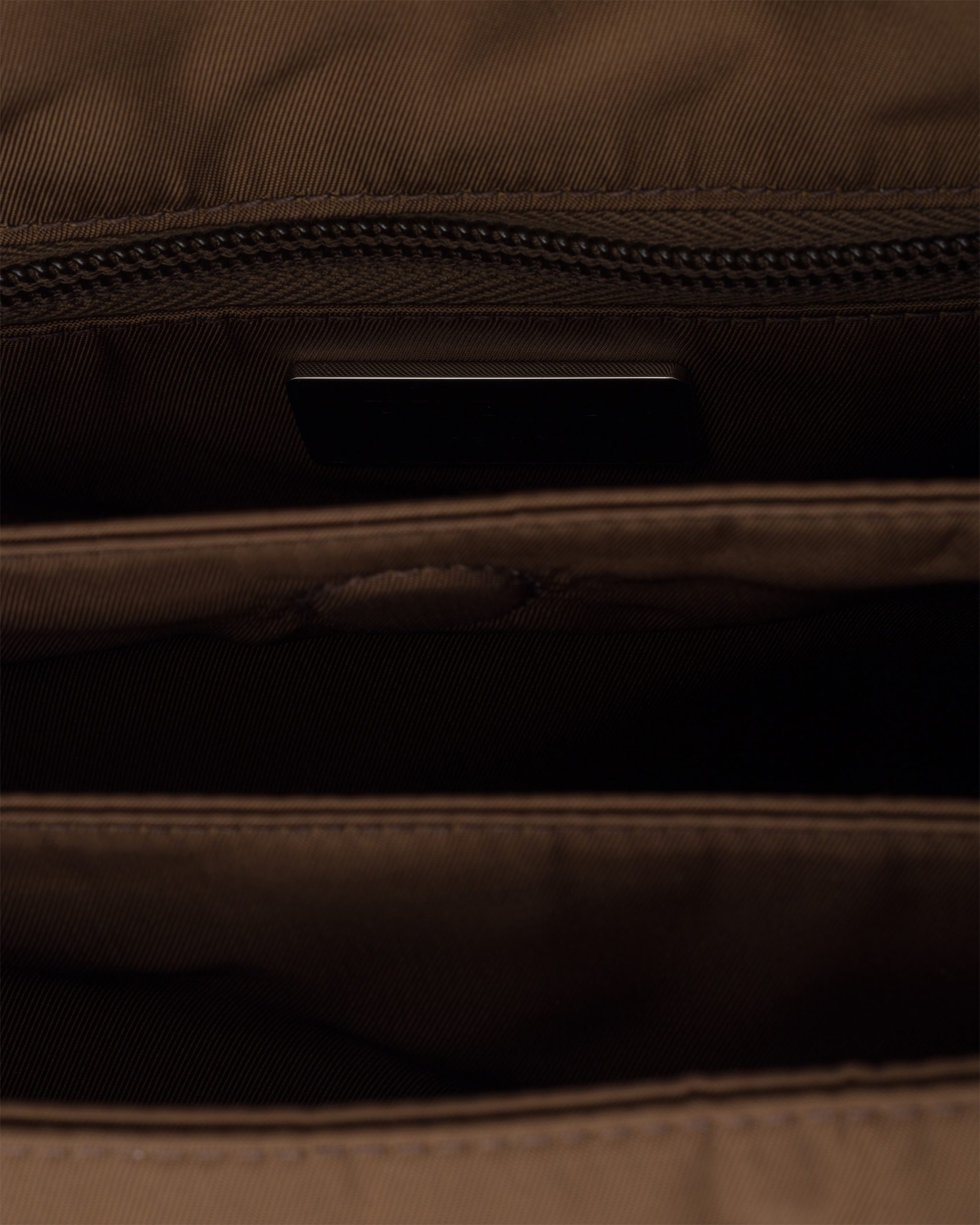 Prada Traveller medium padded Re-Nylon bag - Image 5